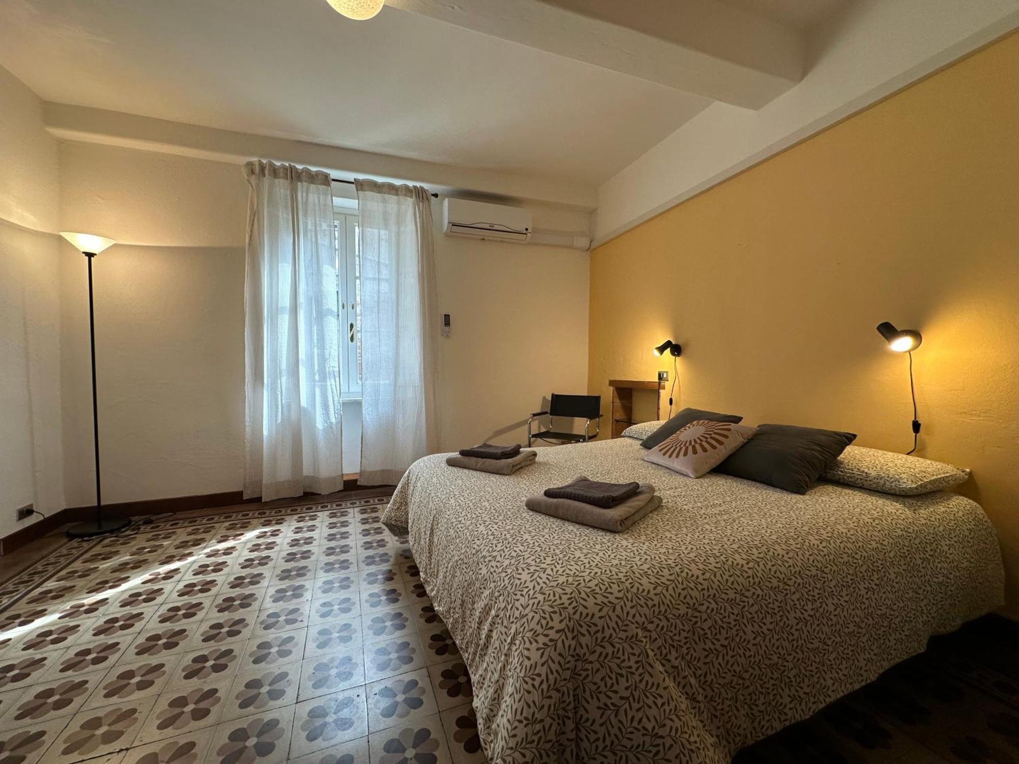 Appartamento Bilocale Economico, In Pieno Centro A Lucca Esterno foto